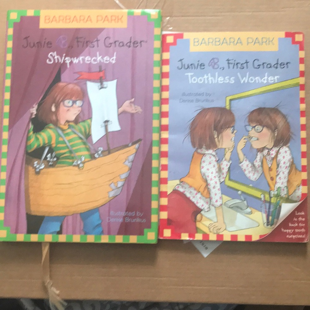 Junie B Jones  Shipwreck and Toothless Wonder Book Lot